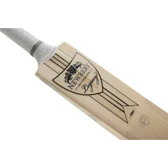 Newbery Legacy Pro Junior Cricket Bat (2020)