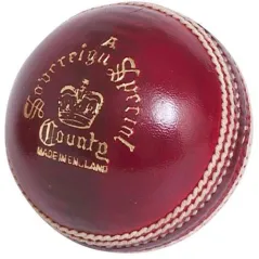 Lettori Sovereign Special County A Cricket Ball