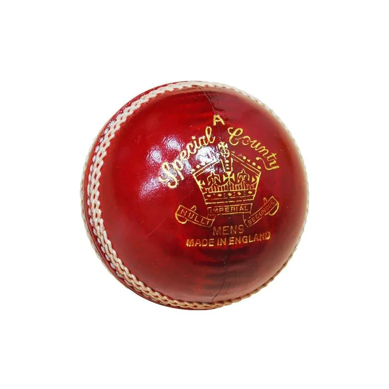 Balle de cricket de la couronne impériale du comté spécial des lecteurs