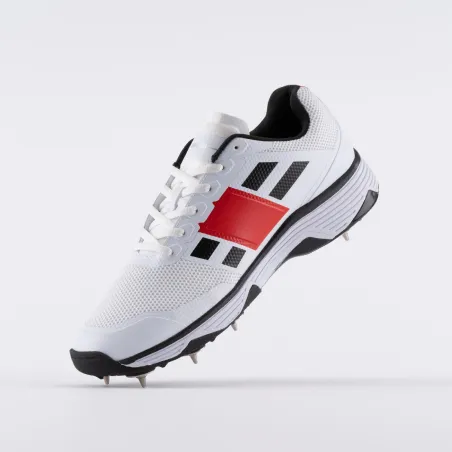 Zapatillas de cricket con clavos Nicolls Players 2.