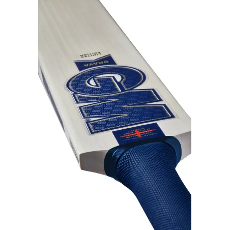 GM Brava 606 Cricket Bat (2023)