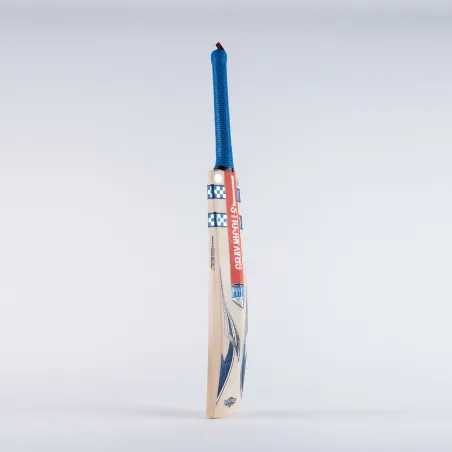 Gray Nicolls Hypernova Gen 1.1 300 Junior Cricket Bat (2023) -