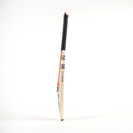 Gray Nicolls Shockwave 2.0 Thunder Junior Cricket Bat (2024)