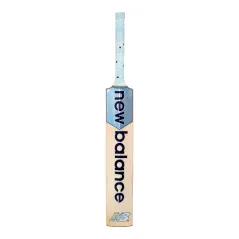 New Balance DC 880 Junior Cricket Bat (2024)