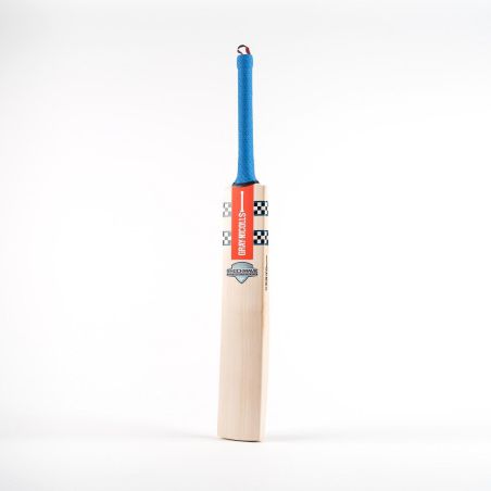 Gray Nicolls Shockwave 2.2 5 Star Lite T10 cricketbat (2024) -